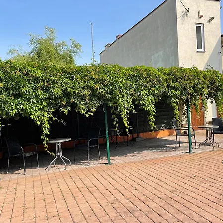 Totu Orlowska Gæstehus 3*